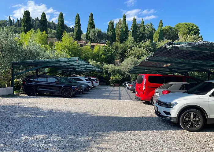 Πανσιόν Casaliva Relais 4*