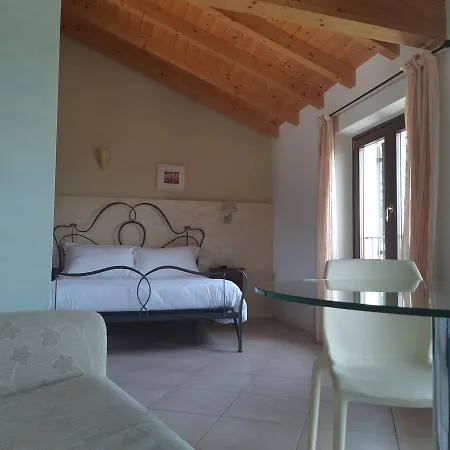 Casaliva Relais Бардолино