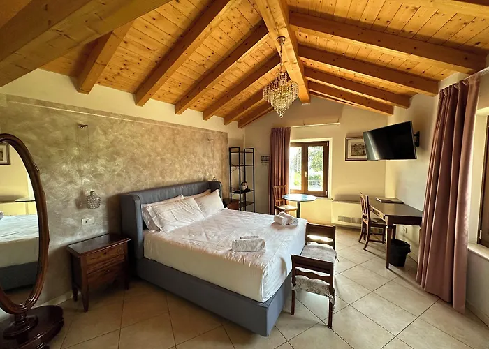 Casaliva Relais Pensión 4*