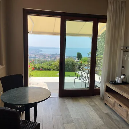 בית הארחה Casaliva Relais ברדולינו